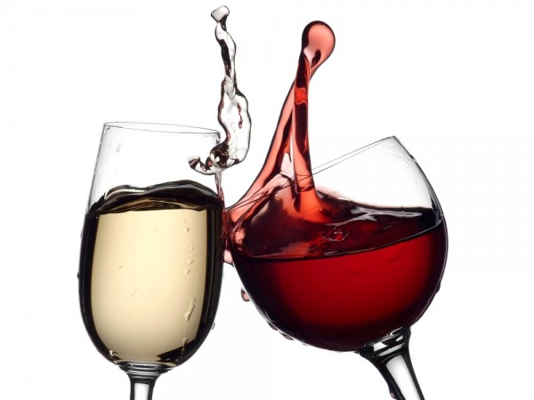Red Wine vs White Wine: Which Is Healthier?