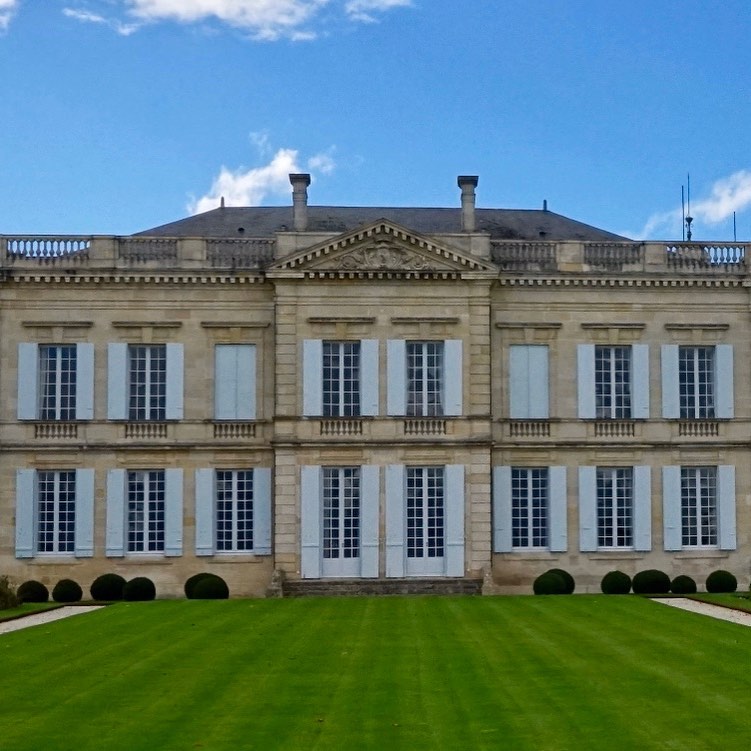Another grand #chateau in Bordeaux.