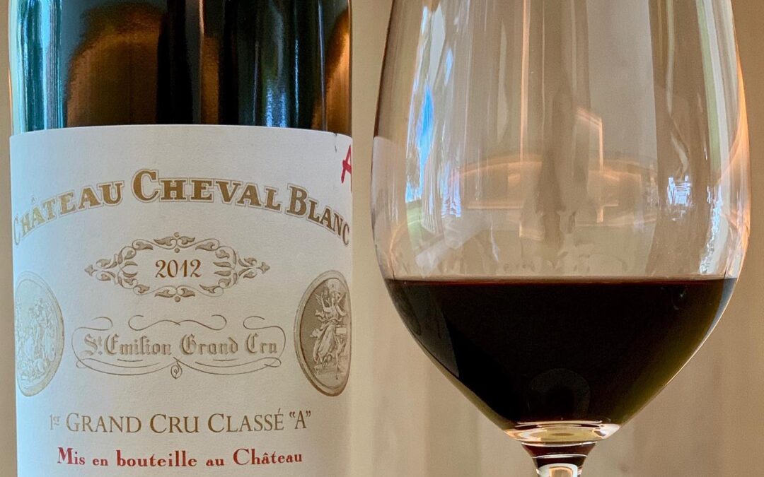 What’s better than enjoying a glass of #chevalblanc while enjoying the pristine beauty of their property?